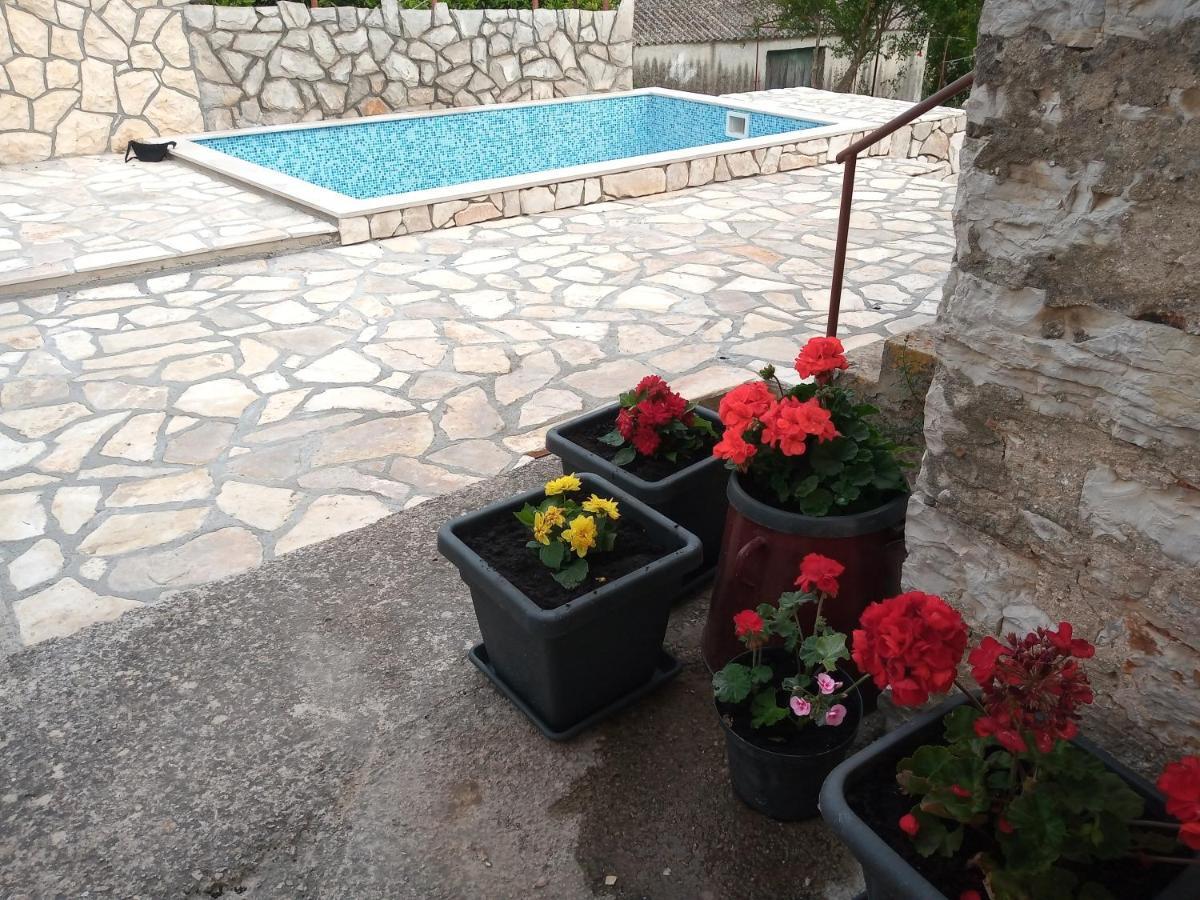 Apartments Tomina Donje Selo na Šolti Exterior foto