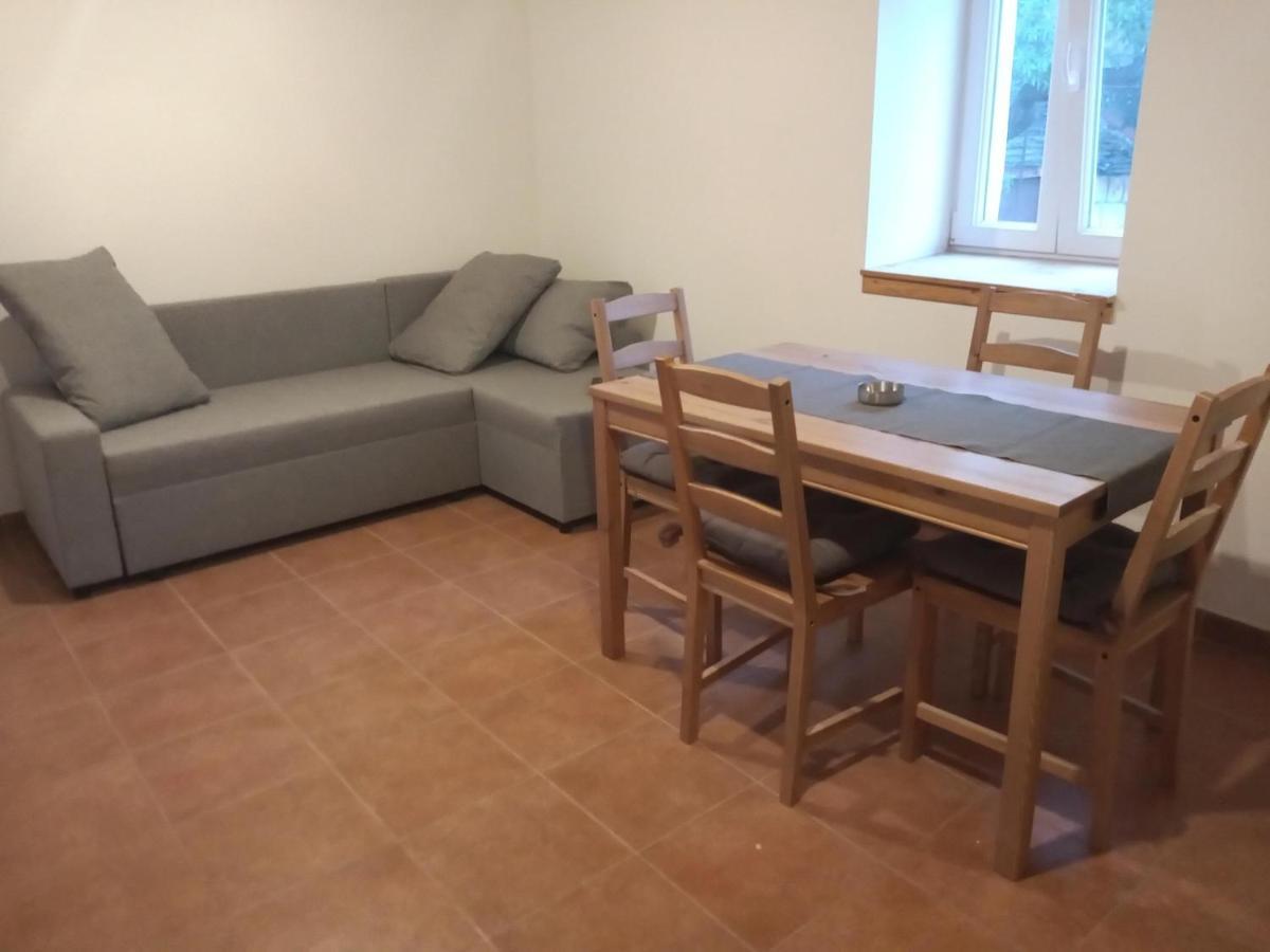 Apartments Tomina Donje Selo na Šolti Exterior foto